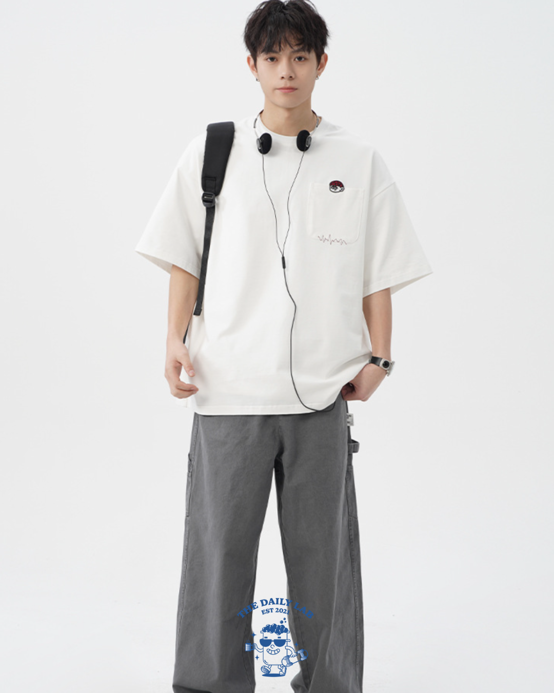 Pocketed Embroidery Relaxed Tee in White