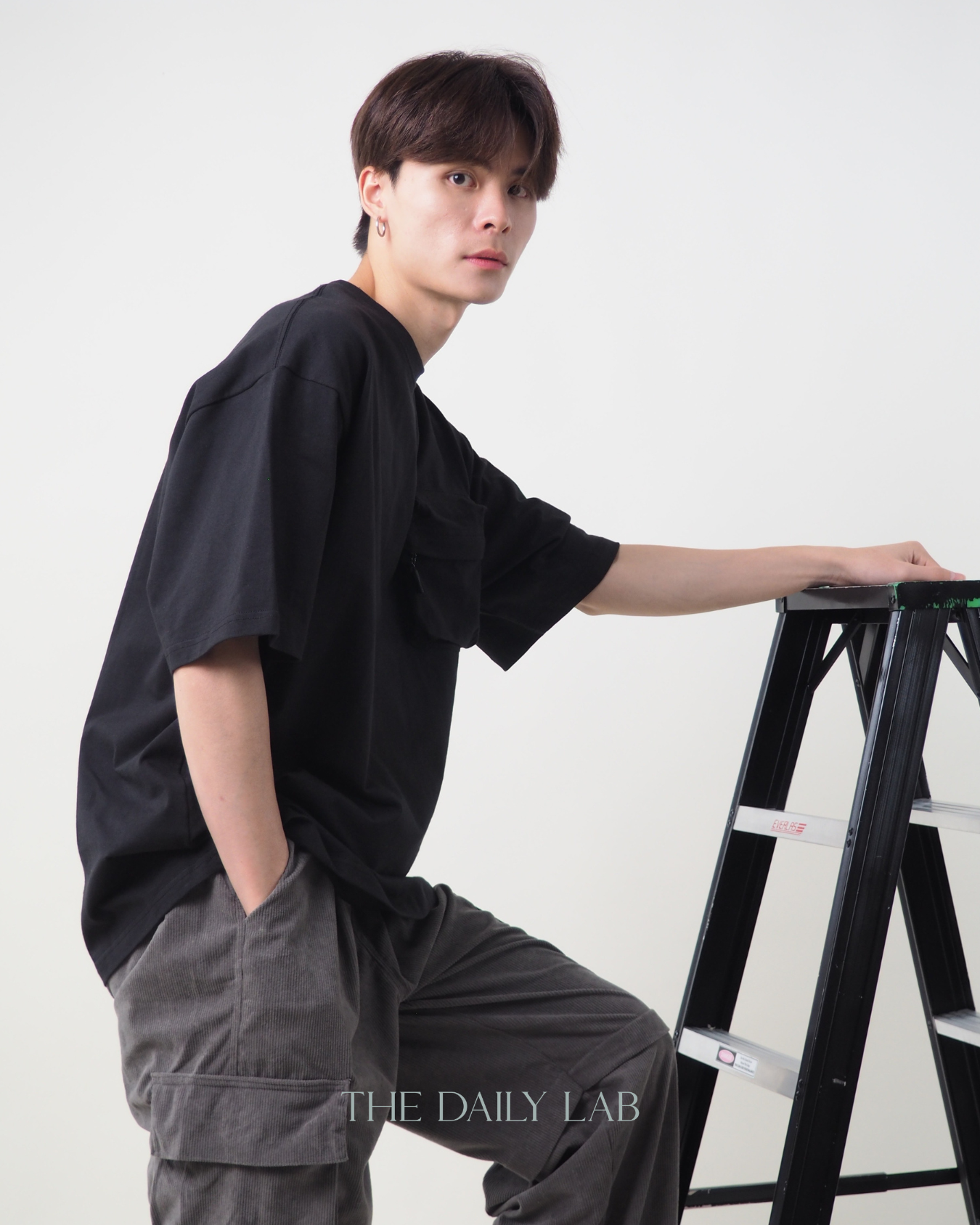 Pocketed Zipper Tee