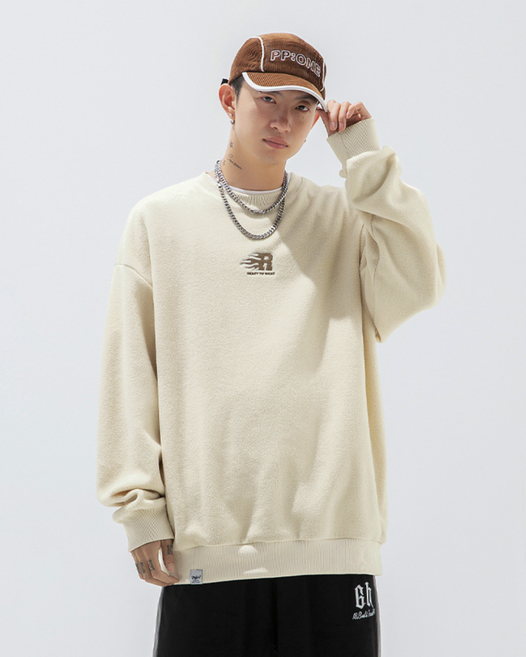 Corduroy R Sweater in Beige