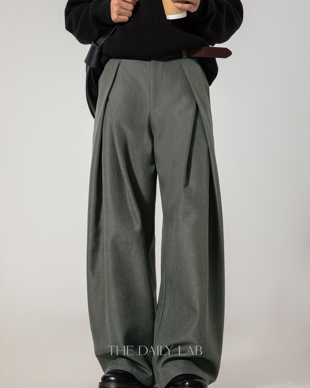 Cross-Pleated Pants In Grey