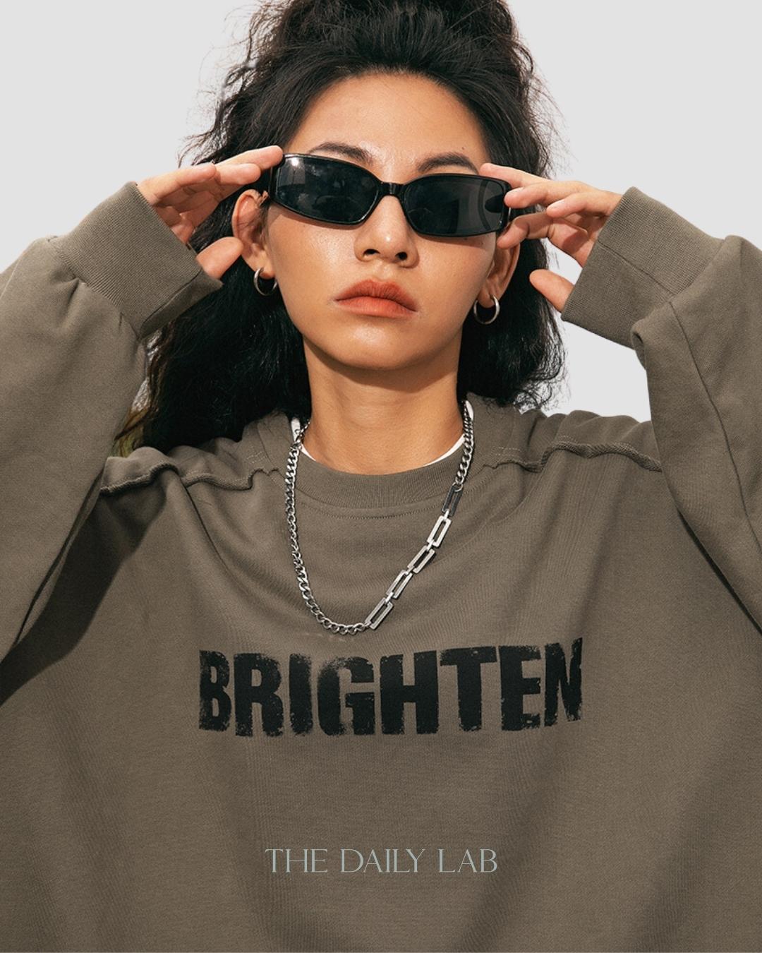 Brighten Long Sleeve Sweatshirt in Khaki