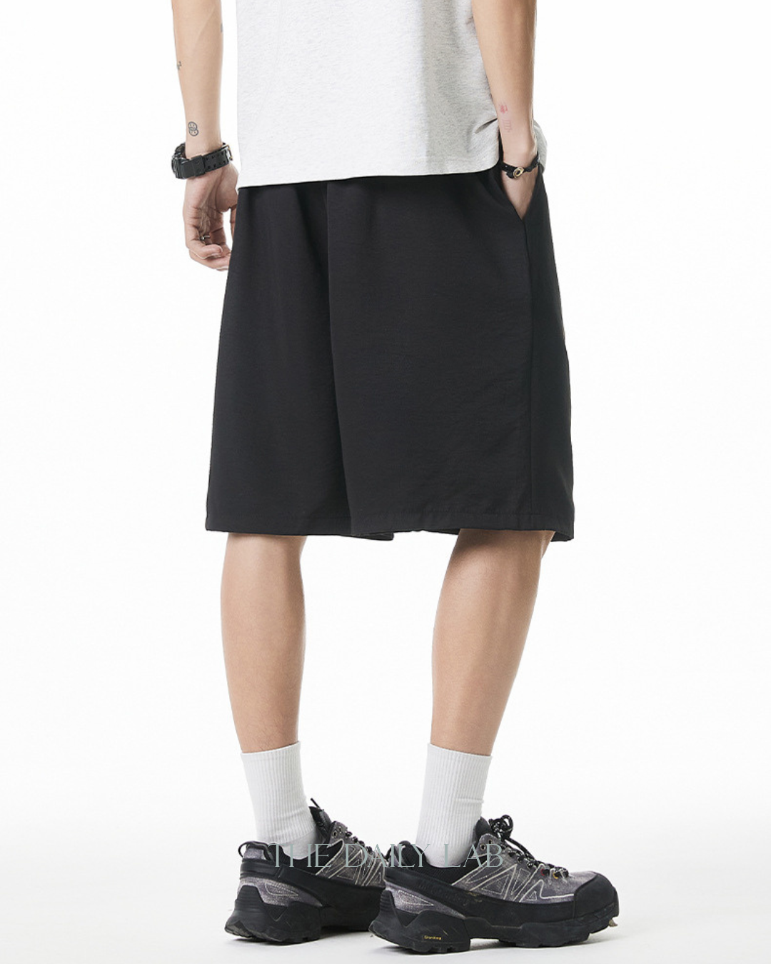 Vintage Pleated Embroidered Shorts in Black