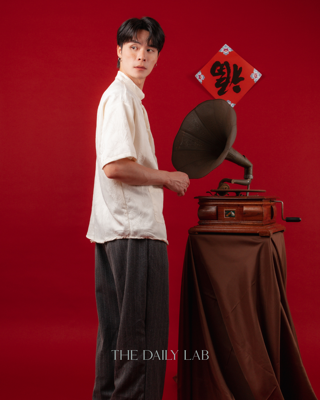 Bamboo Bloom Tang Shirt in White