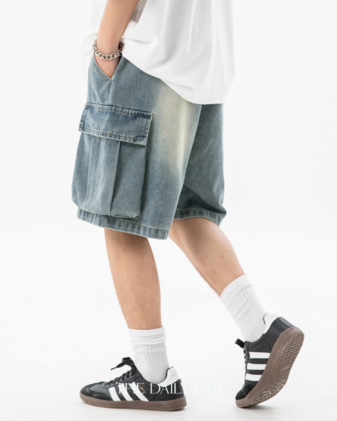 Denim Cargo Pocketed Shorts in Blue