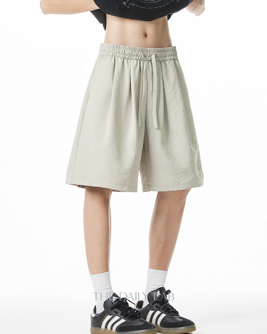 Vintage Pleated Embroidered Shorts in beige