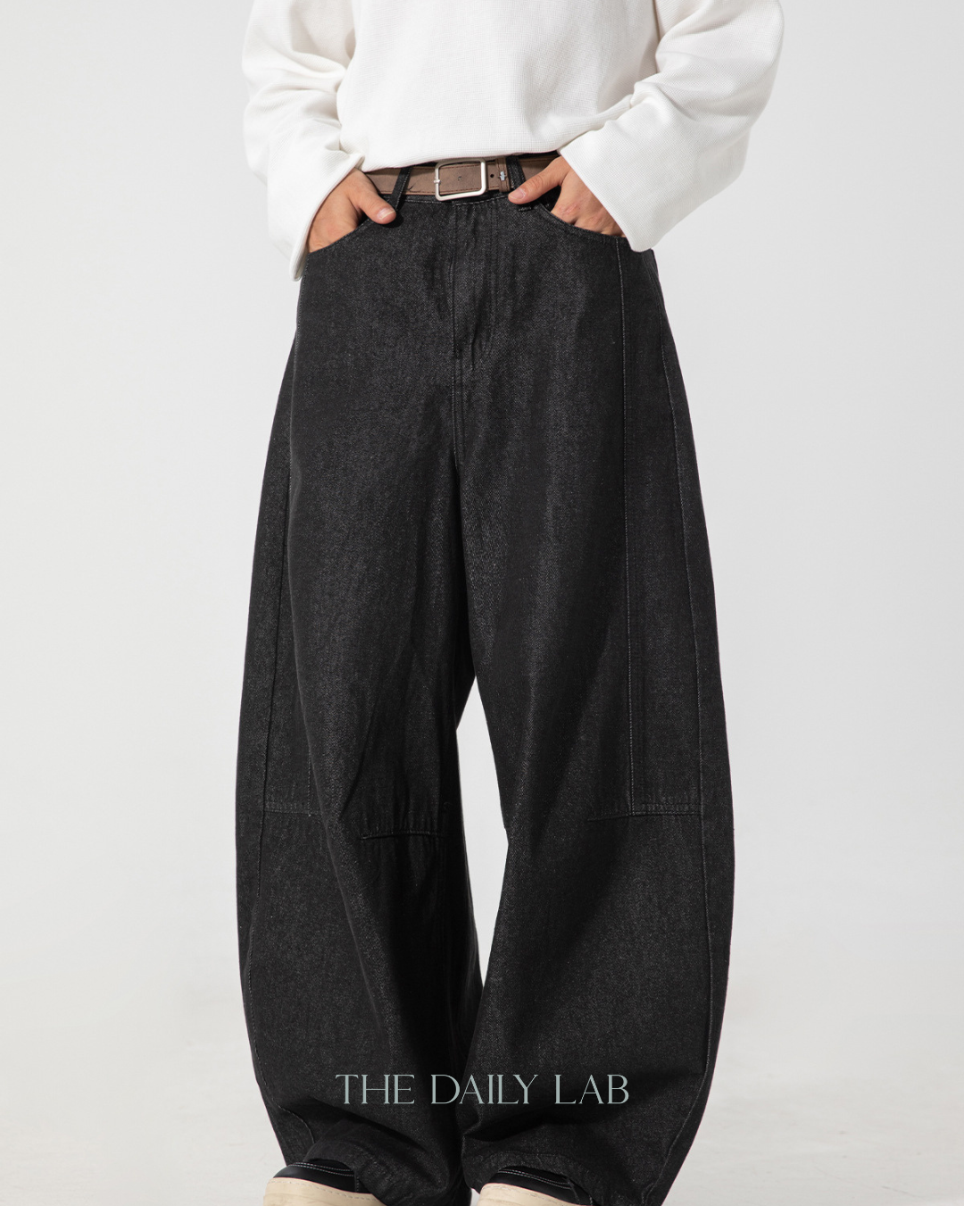 American Vintage Raw Denim Curved Blade Jeans In Black