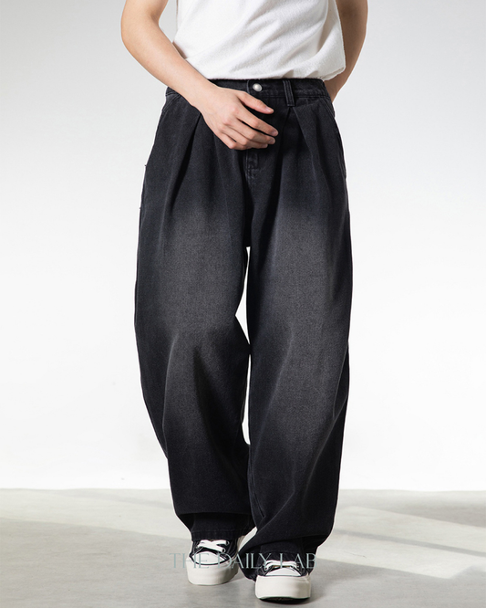 Vintage Structure Straight Denim in Black