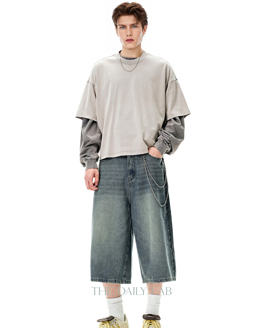Distressed Cropped Denim Pants in Dusty Blue