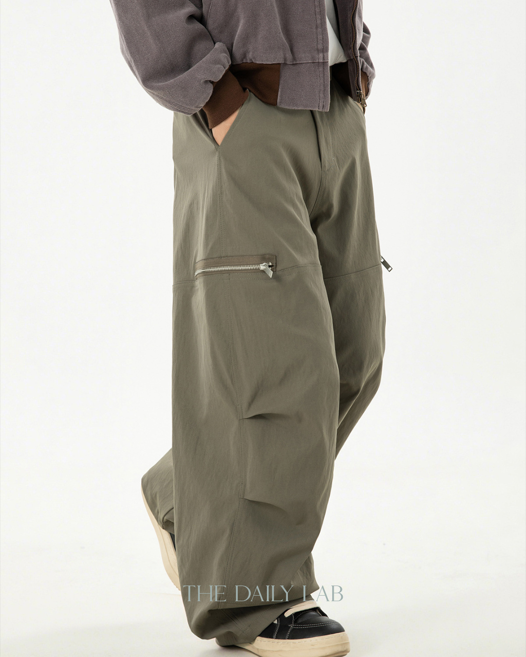 American Vintage Pleated Curved Blade Casual Pants In Khaki
