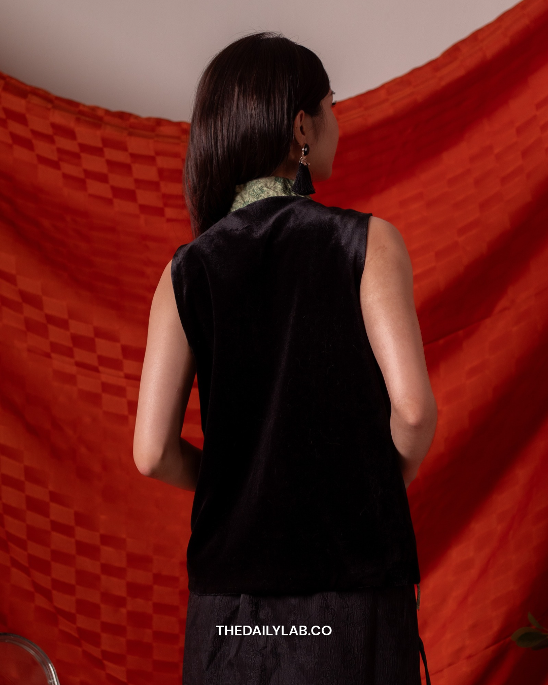 Jade Knot Tang Vest