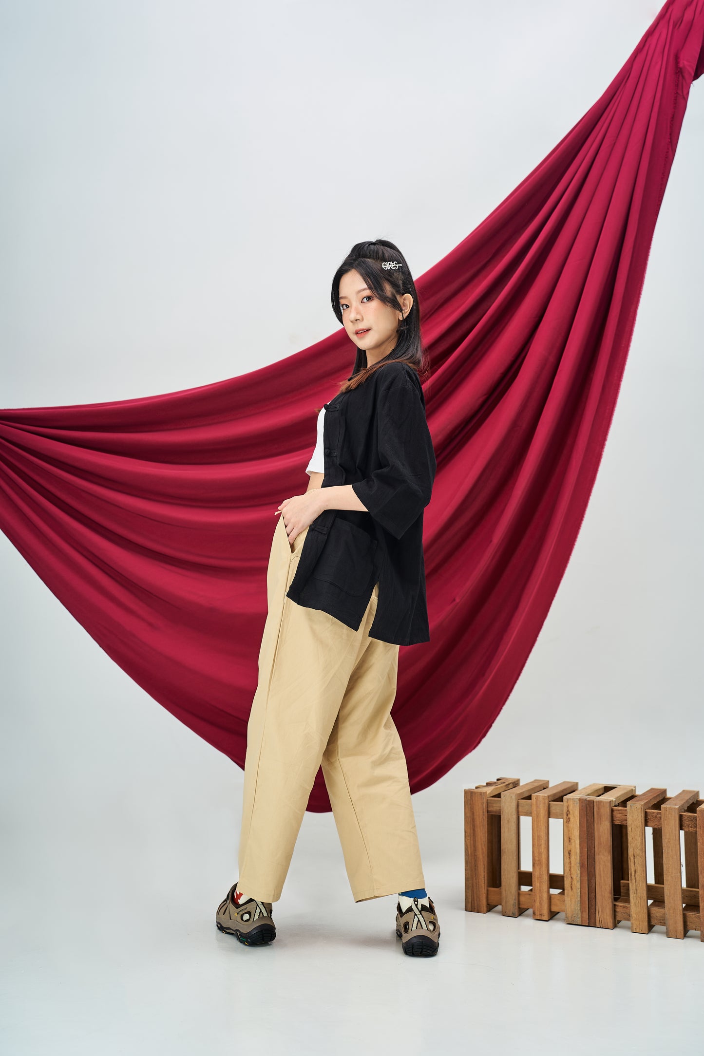 Cotton Linen Tang Suit in Black