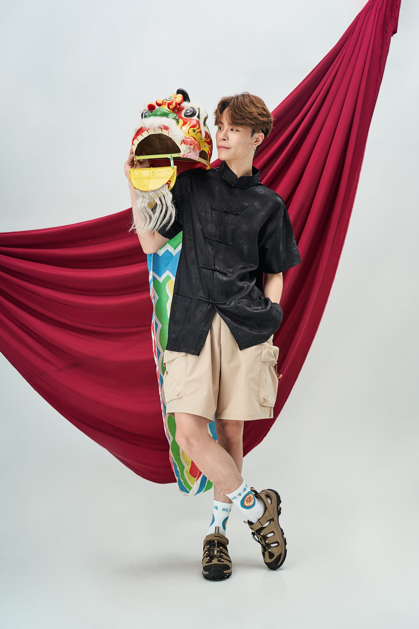 Vintage Chinese Tang Suit in Black