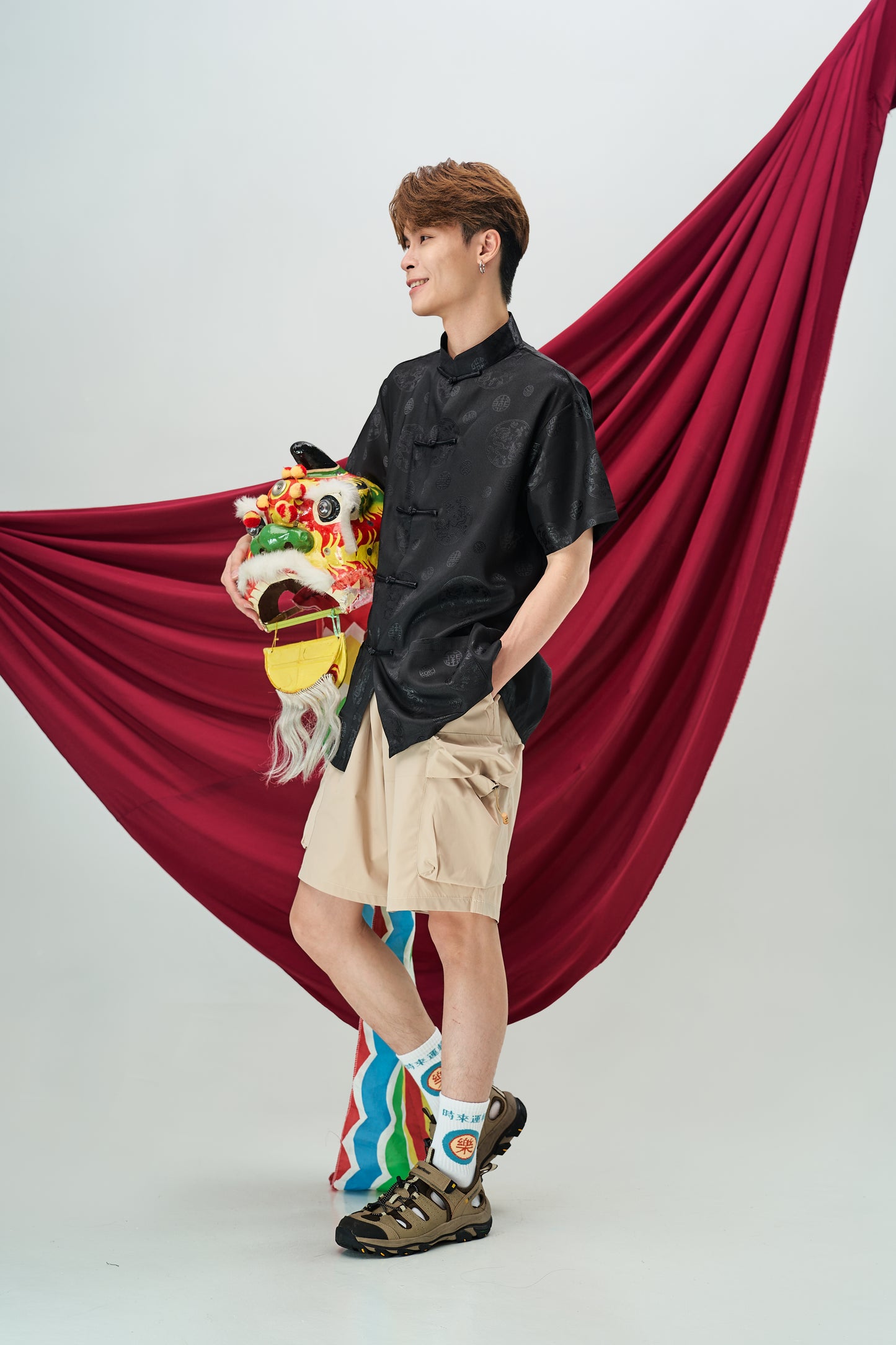 Vintage Chinese Tang Suit in Black