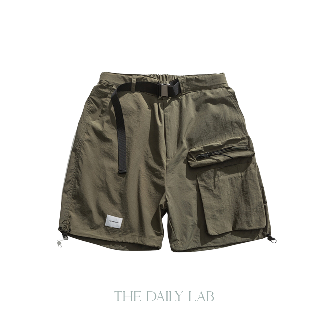Pocketed Cargo Shorts in Green