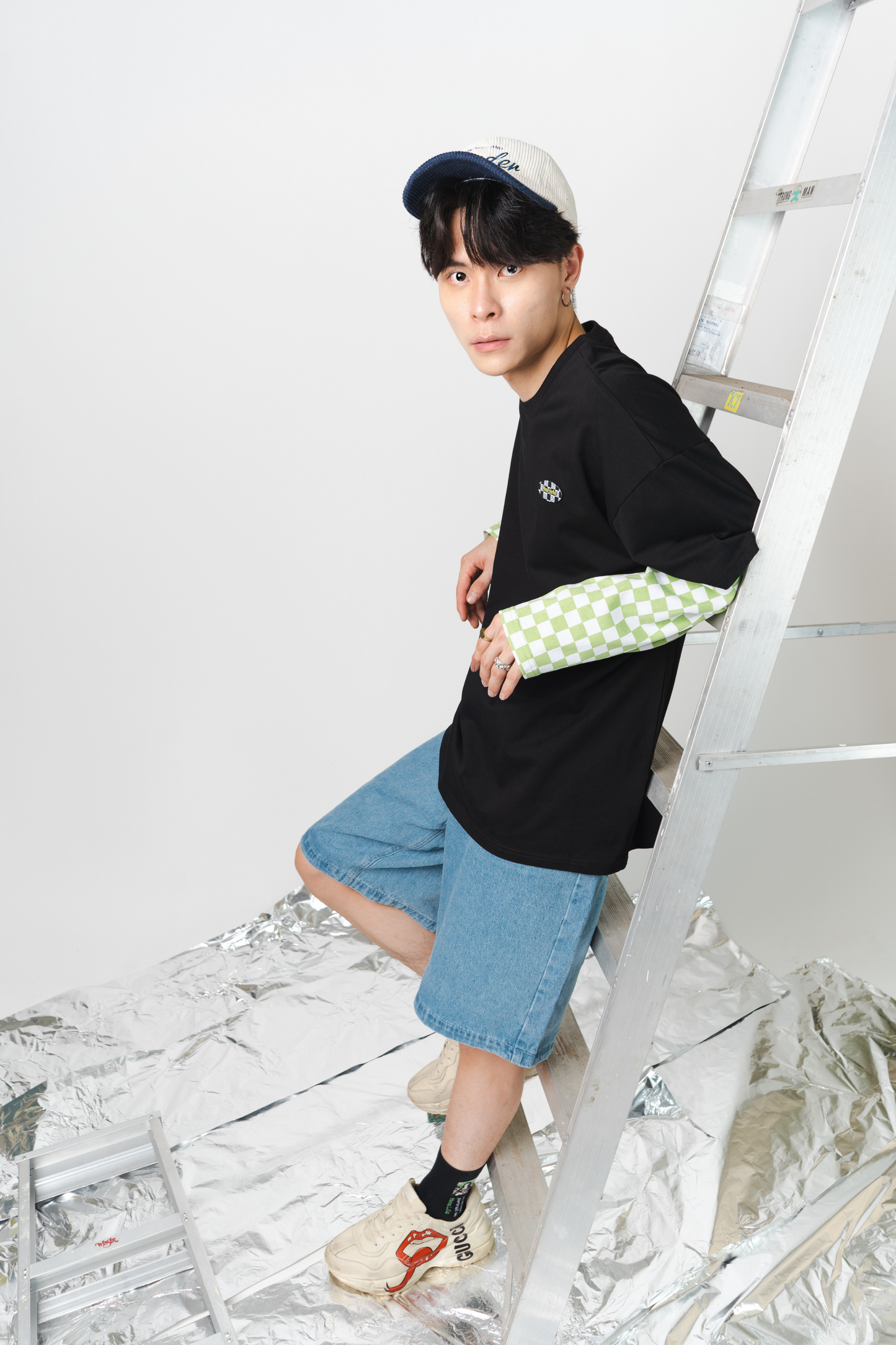 Nariele Checkered Long Sleeves Tee