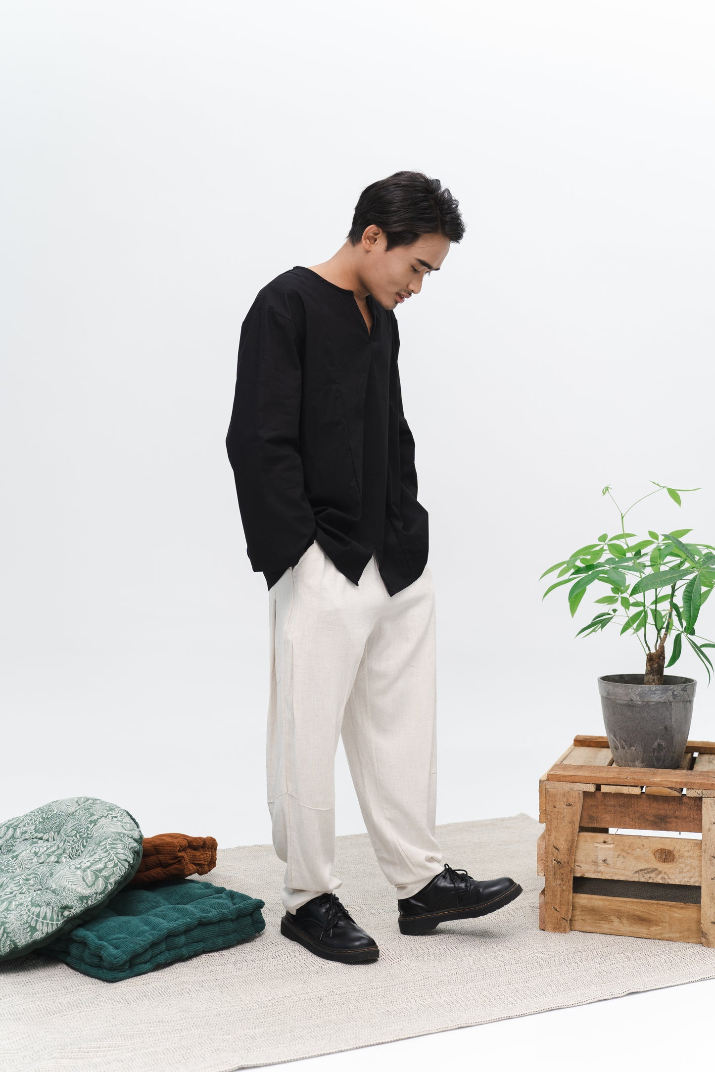 Linen Relaxed Pant in Beige