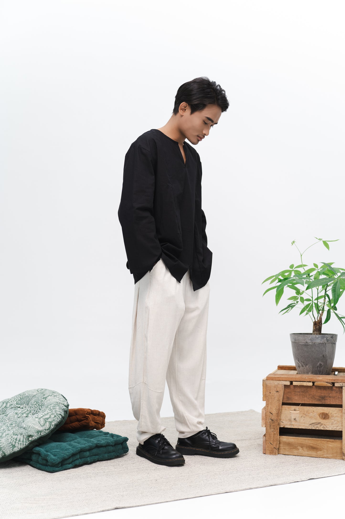 Linen Relaxed Pant in Beige