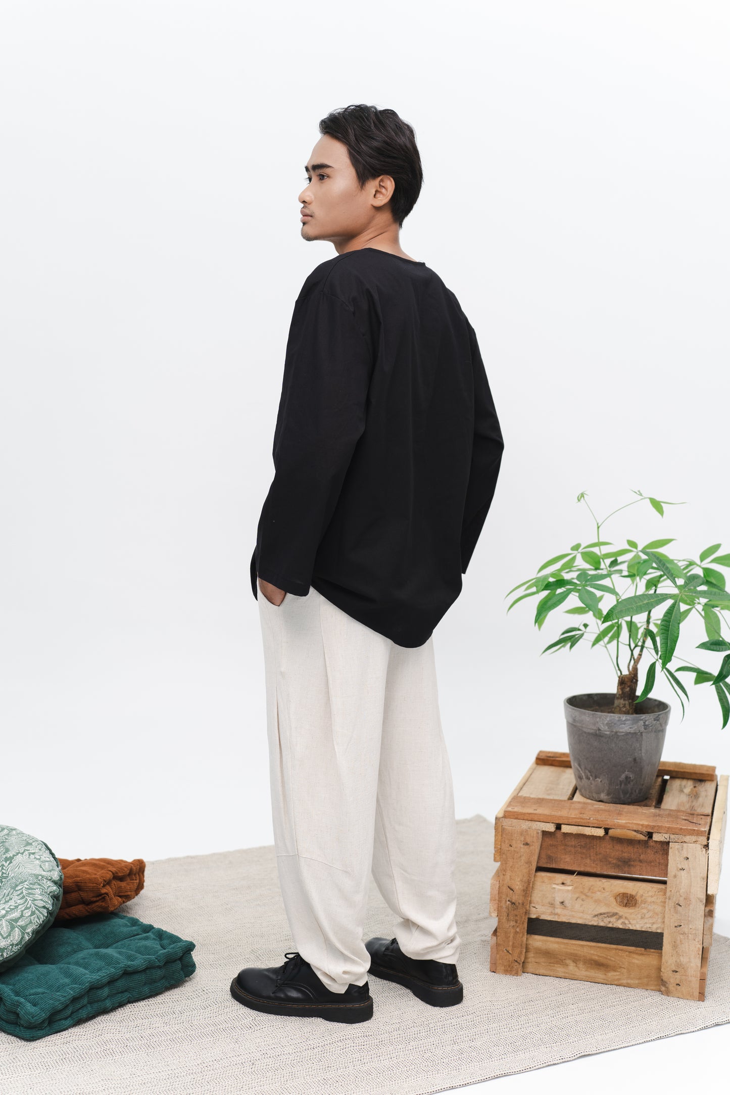 Linen Relaxed Pant in Beige