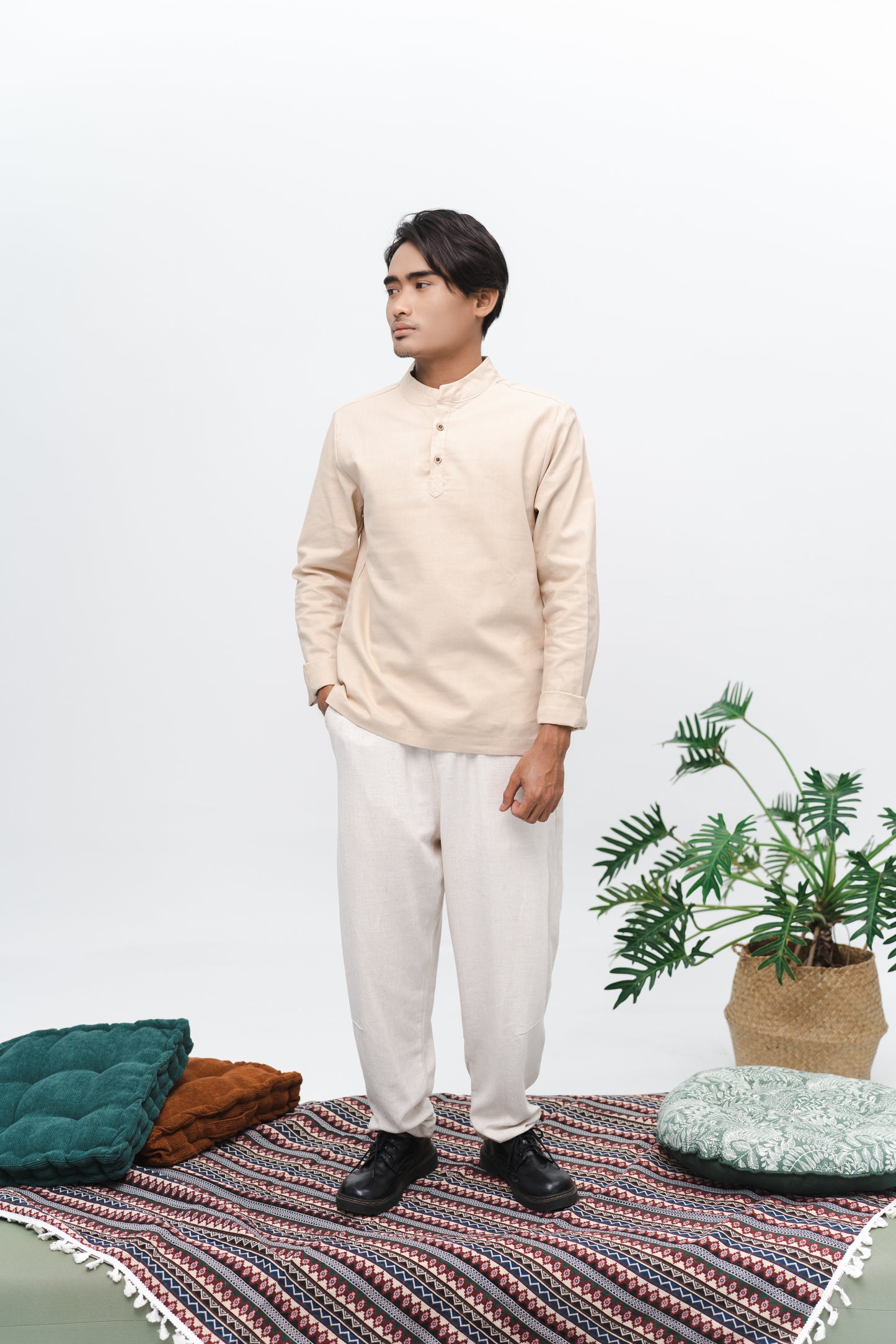 Linen Relaxed Pant in Beige