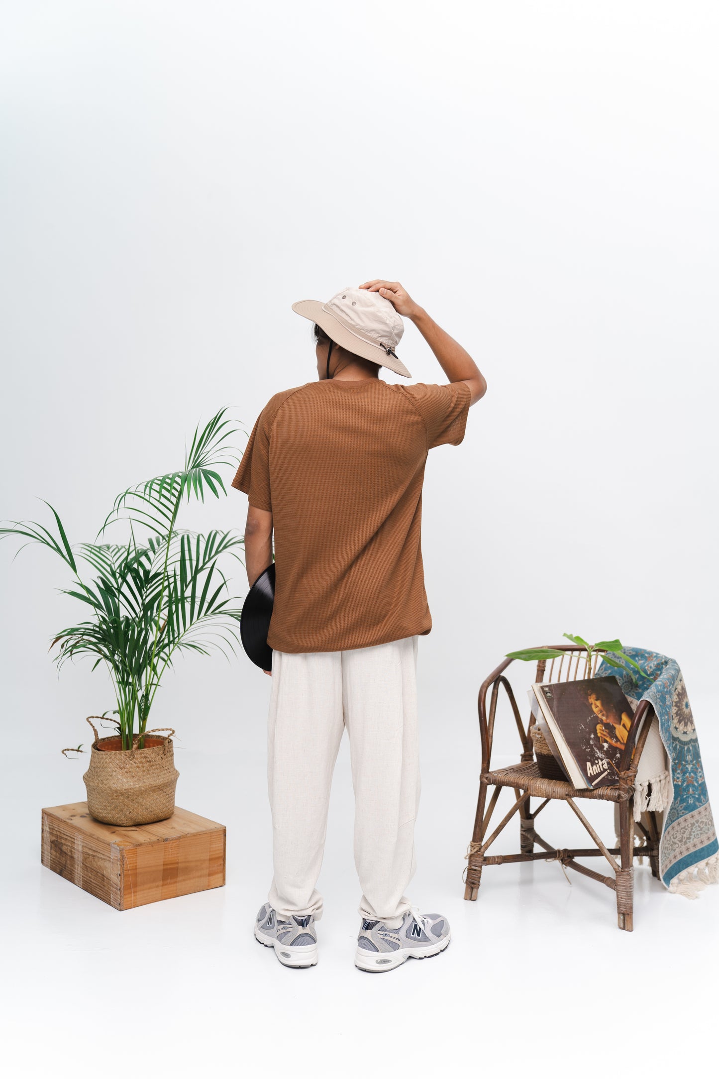 Teruna Waffle Men Collar Shirt in Brown