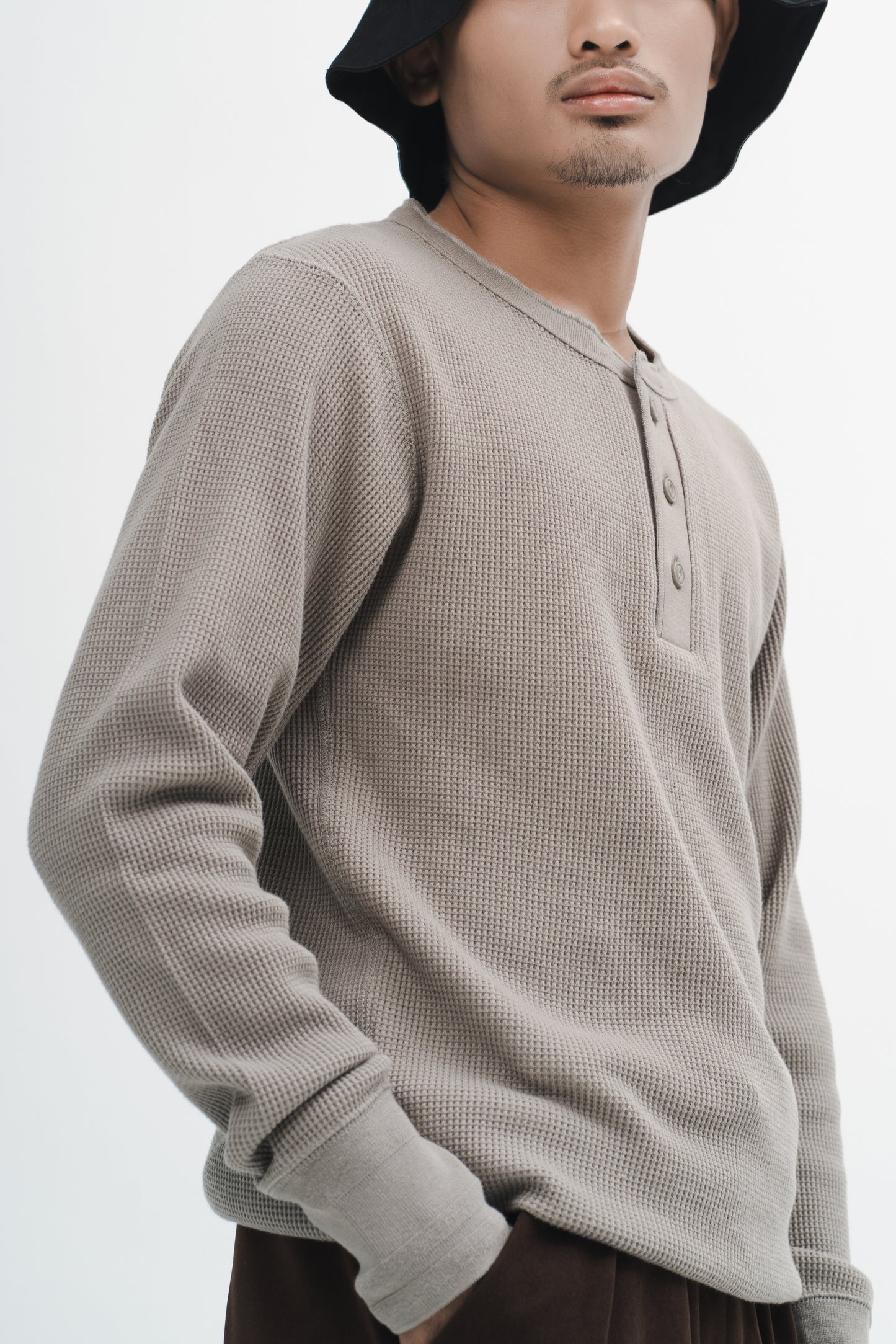 Aqil Waffle Long Sleeves Shirt in Beige