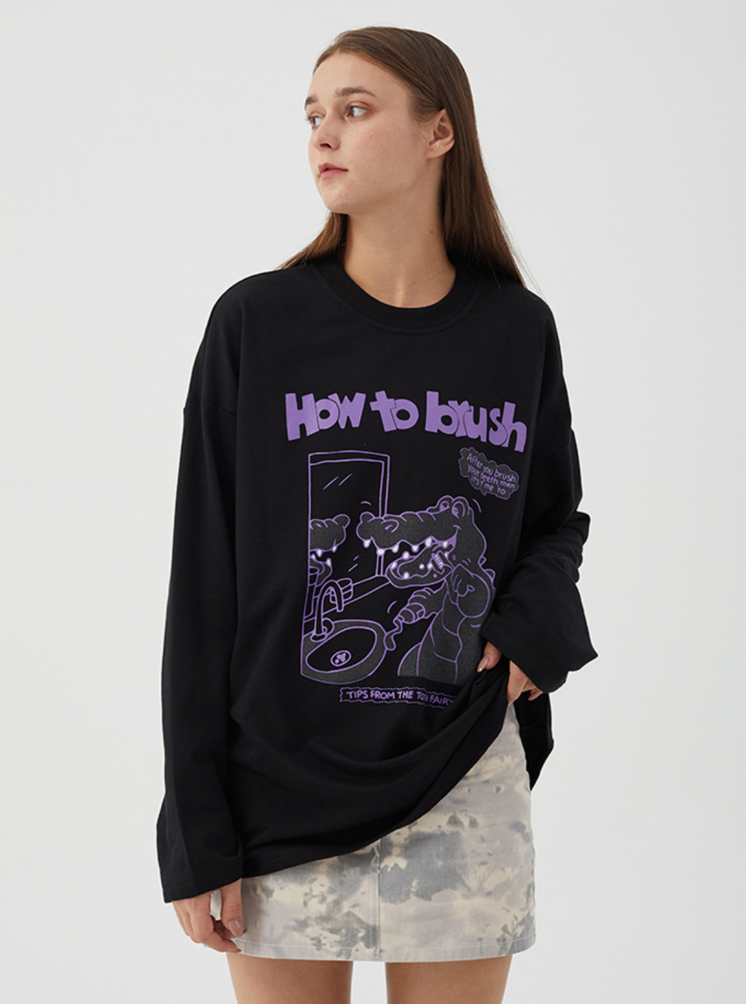 Brushing Dinosaur Long Sleeve T-shirt