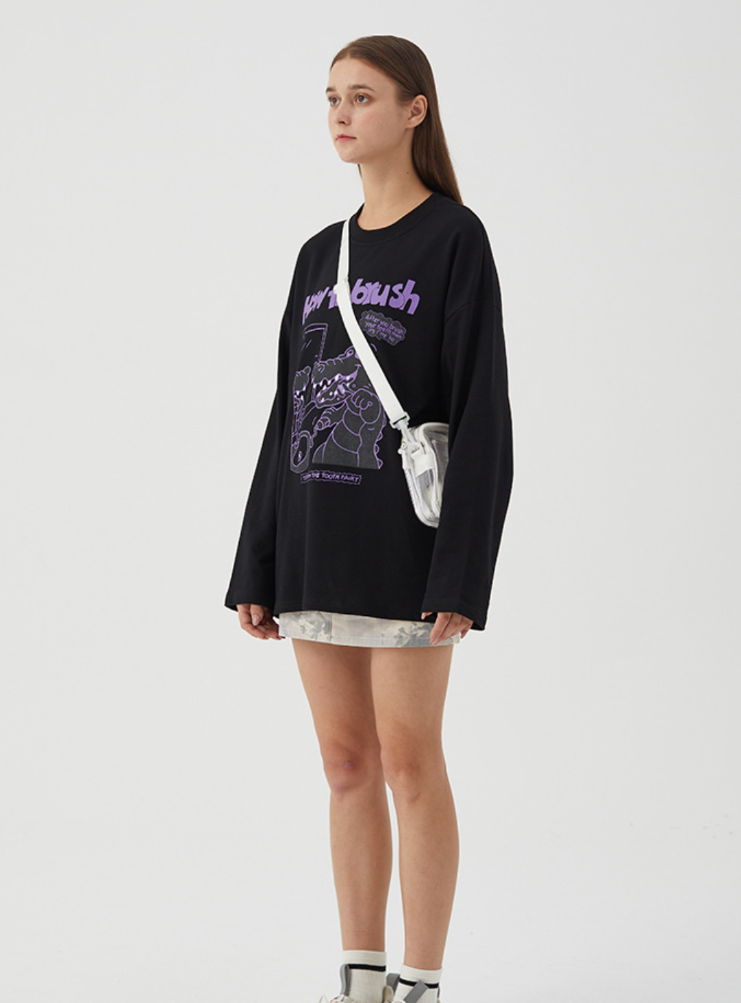 Brushing Dinosaur Long Sleeve T-shirt