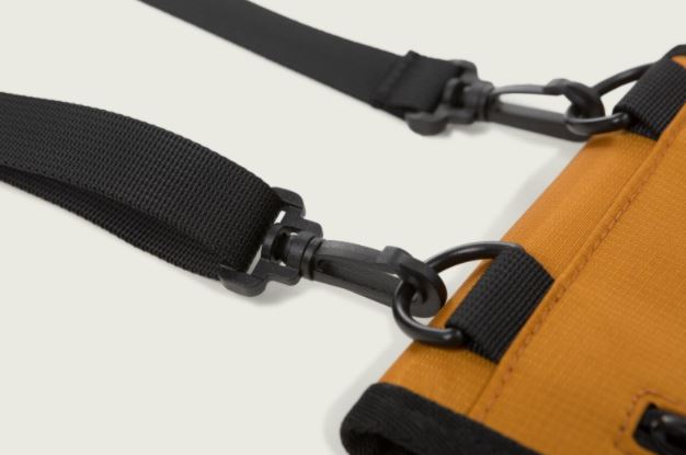 Crossbody Bag in Brown (Pre-Order)