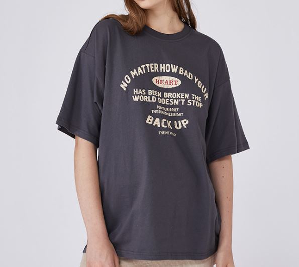 Heart Oversized Tee in Grey