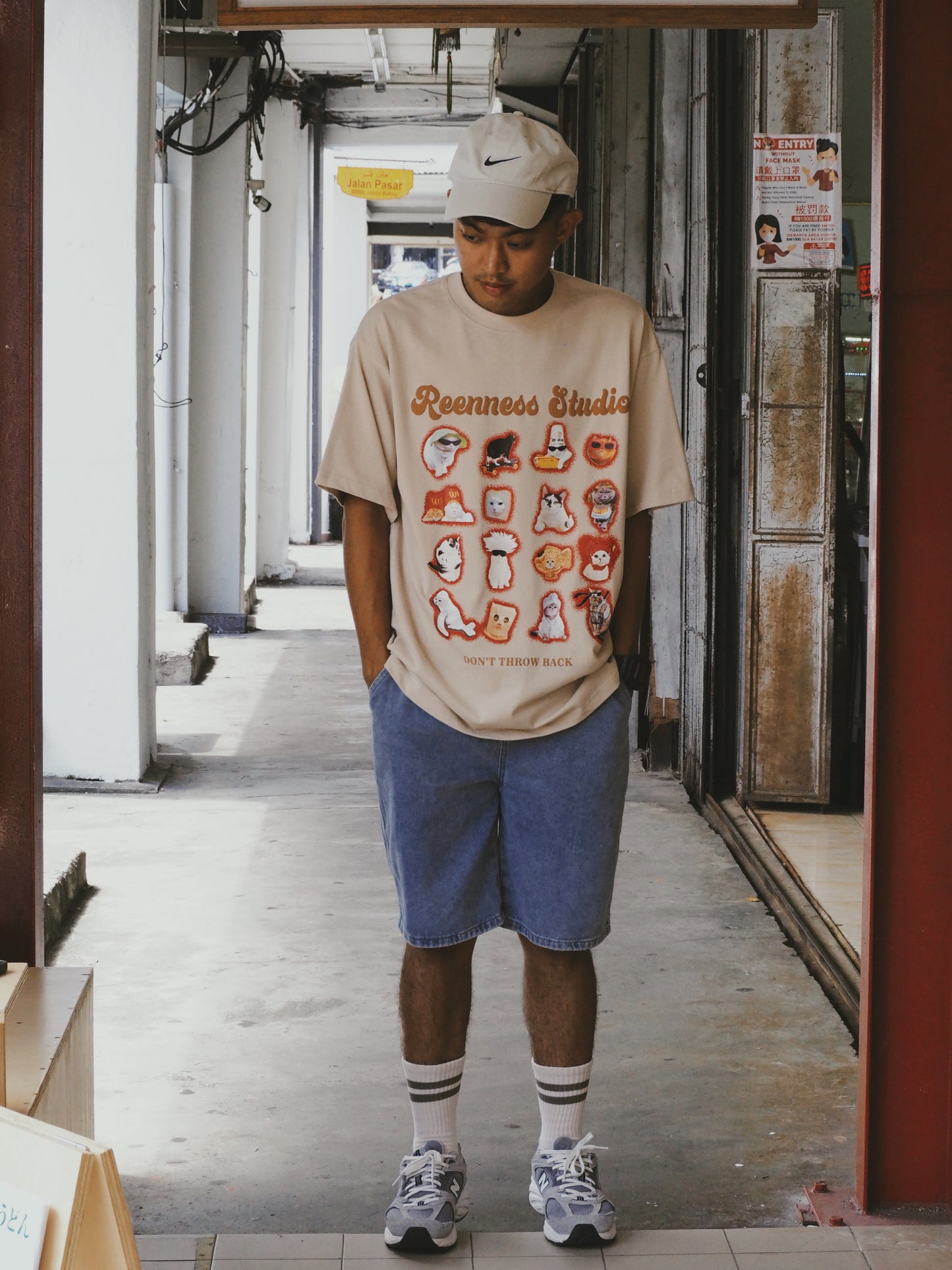 Cats Meme Oversized Tee