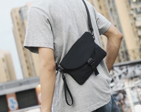Envelope Cross Body Bag in Black (Pre-Order)
