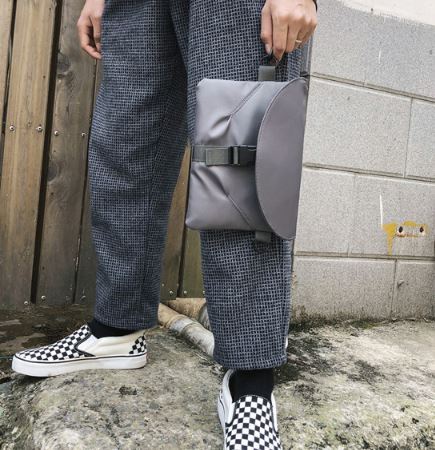 Envelope Cross Body Bag in Grey (Pre-Order)