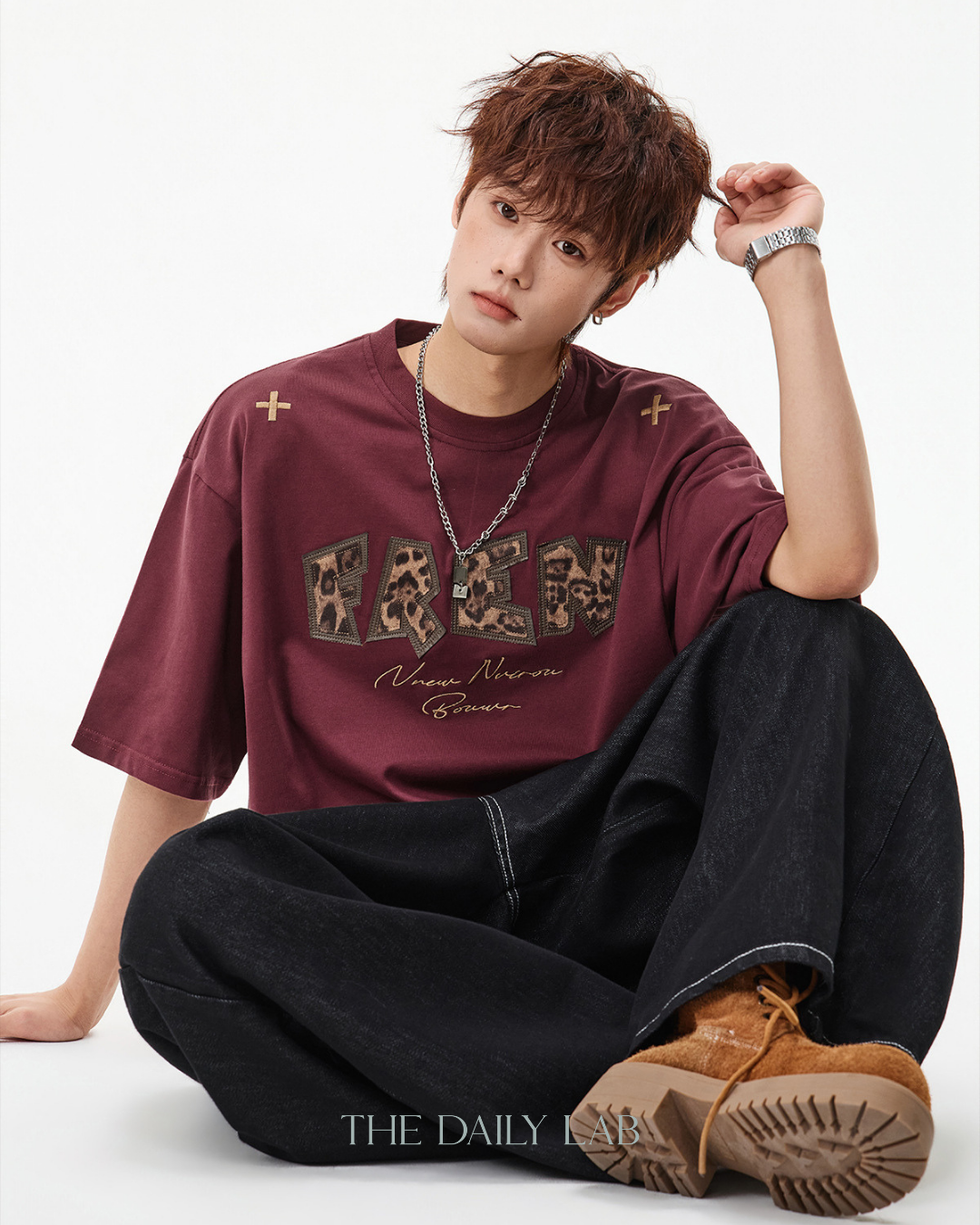 Leopard Print Patch Embroidered Tee in Red