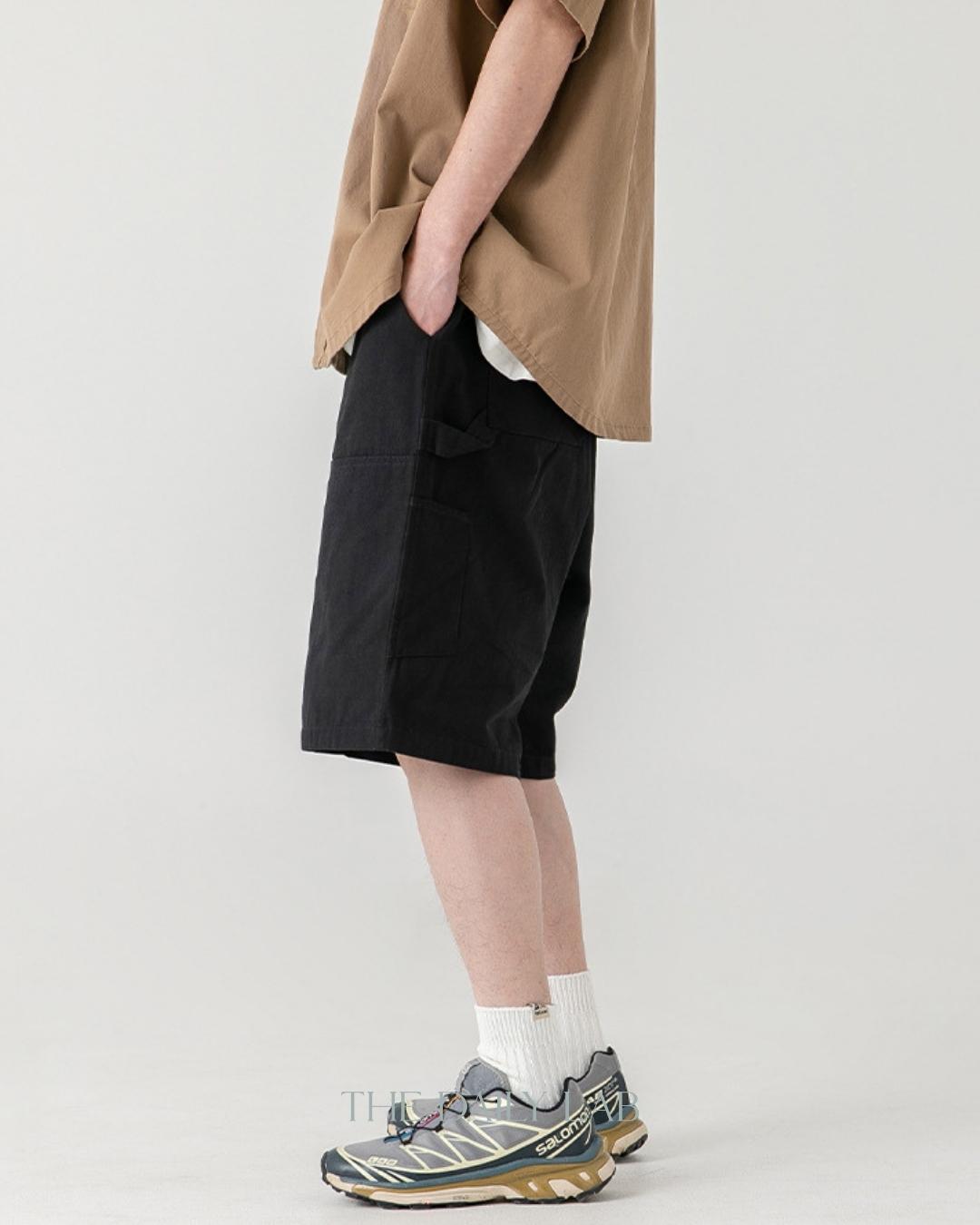 Buttoned Cargo Cotton Shorts in Black (Size XXL)
