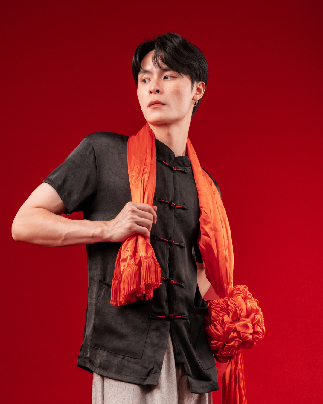 Crimson Knot Tang Shirt in Black