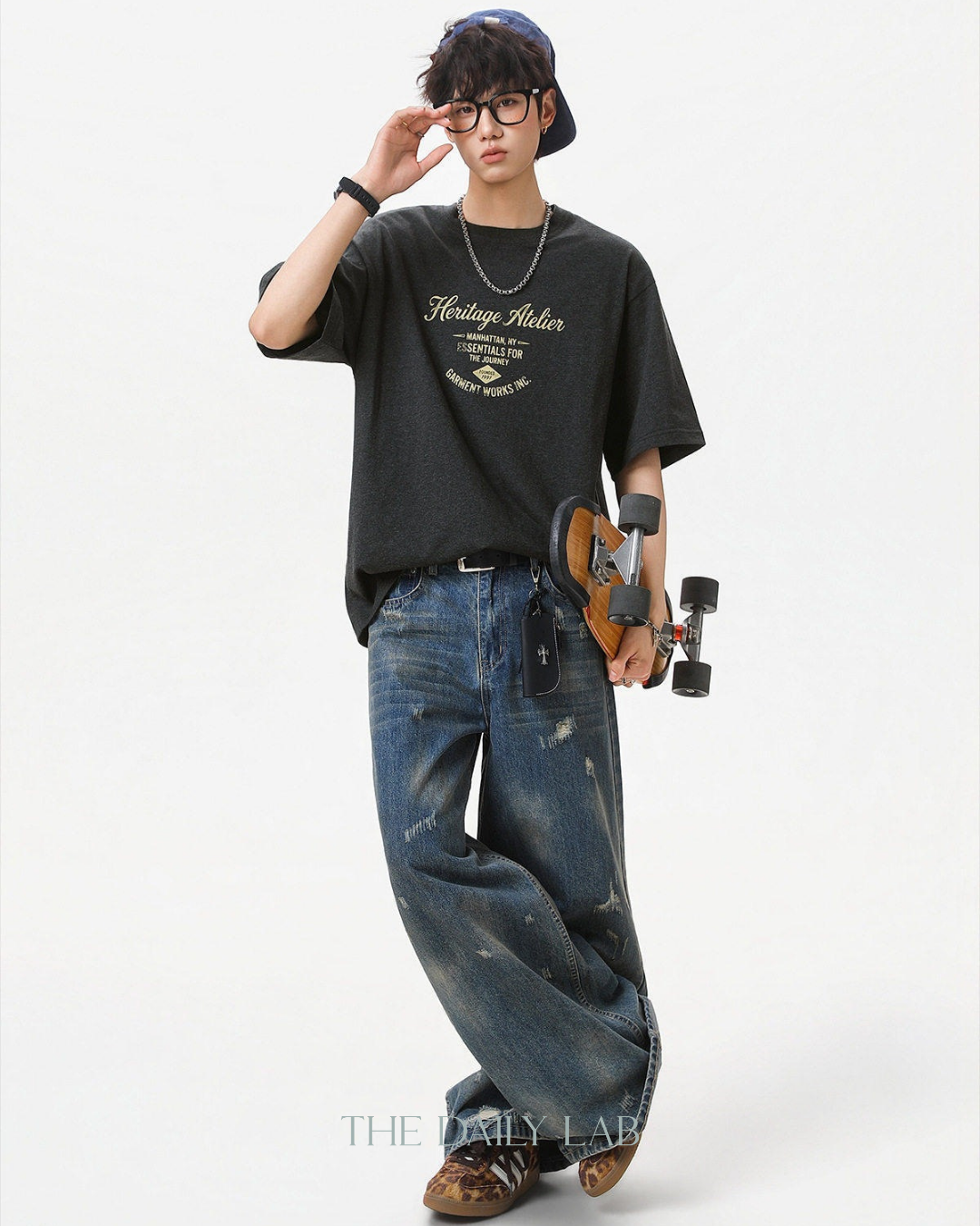 Heritage Atelier Graphic Tee in Black