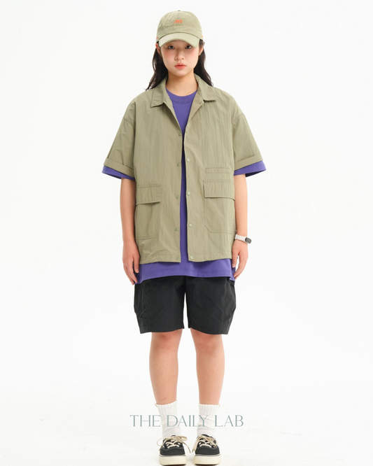 Solid Color Functional Short Sleeve Shirt In Green