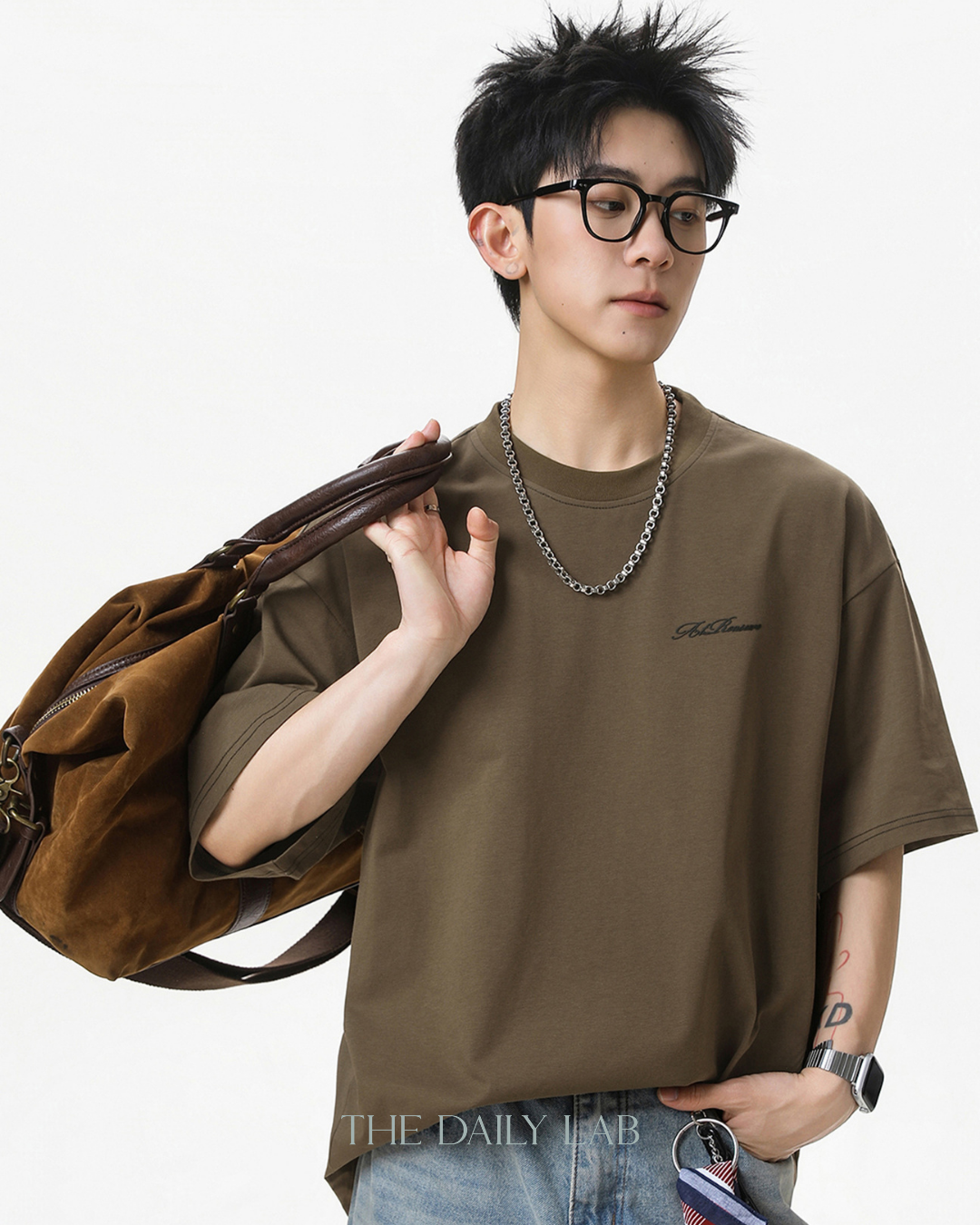 Panel Back Graphic T-Shirt in Brown