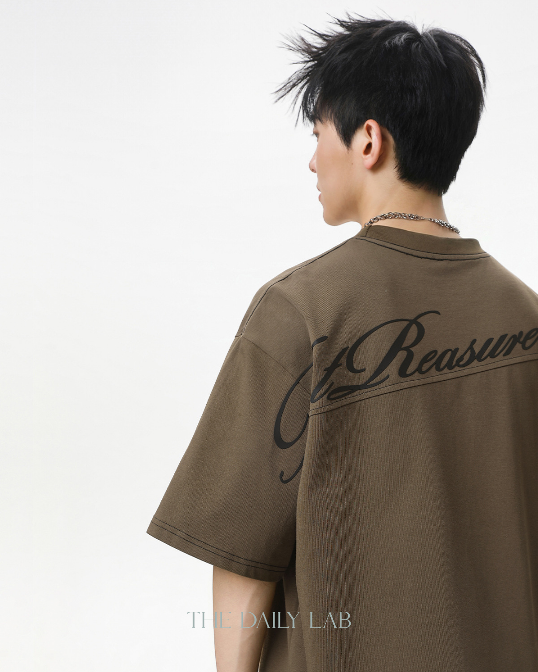 Panel Back Graphic T-Shirt in Brown