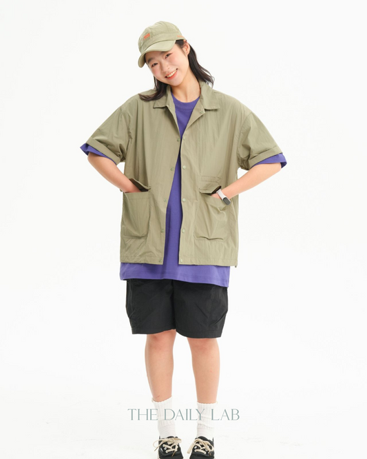 Solid Color Functional Short Sleeve Shirt In Green