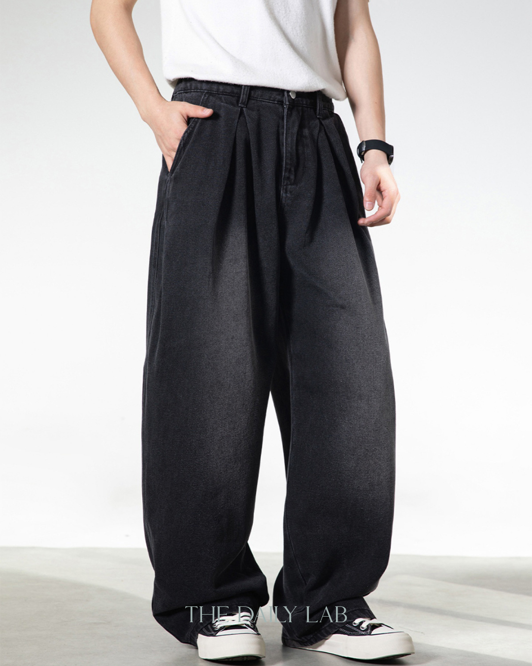 Vintage Structure Straight Denim in Black