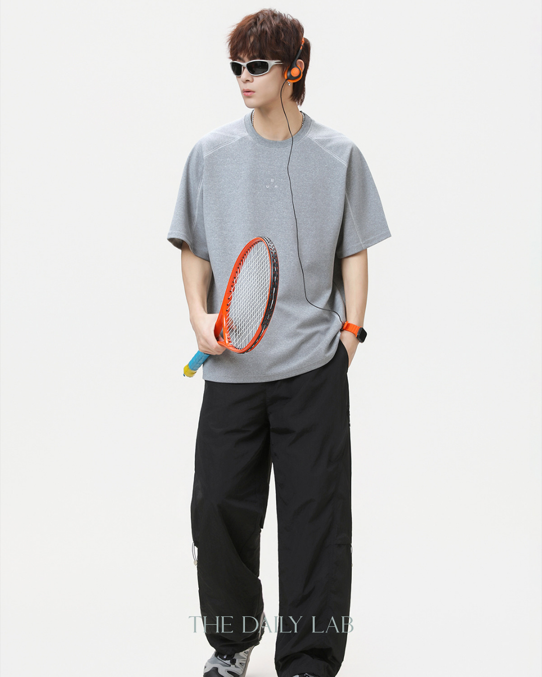 Sporty Colorblock Graphic Tee in Grey