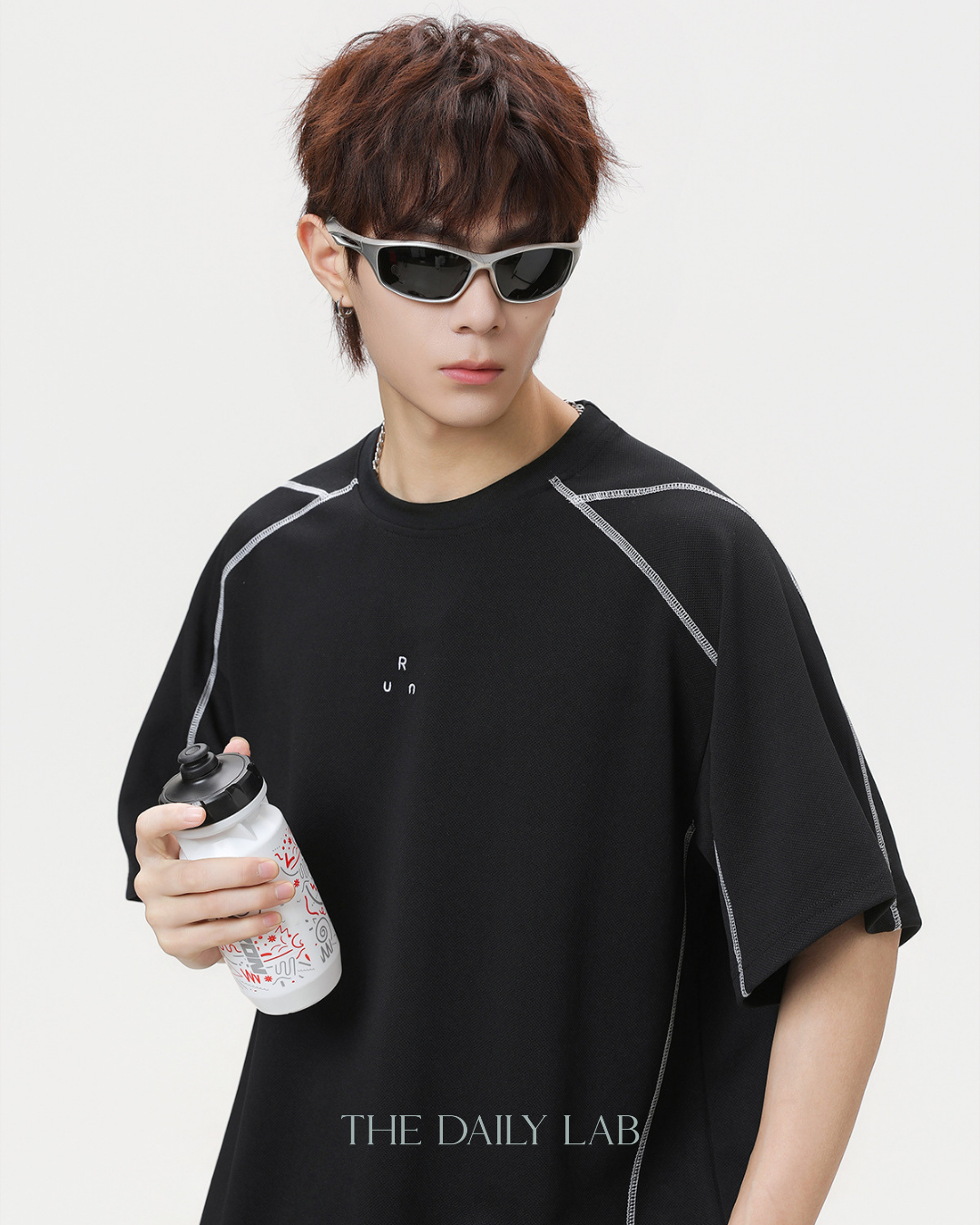 Sporty Colorblock Graphic Tee in Black