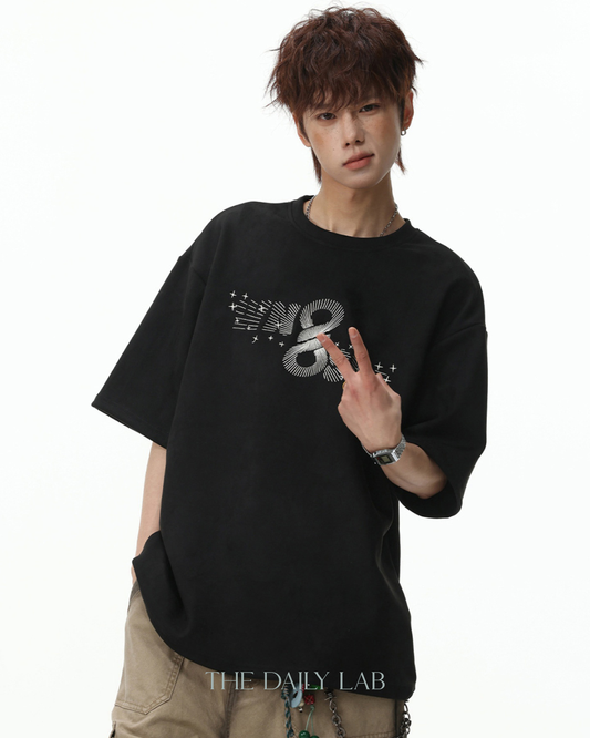 Infinity Motion Graphic Tee in Black