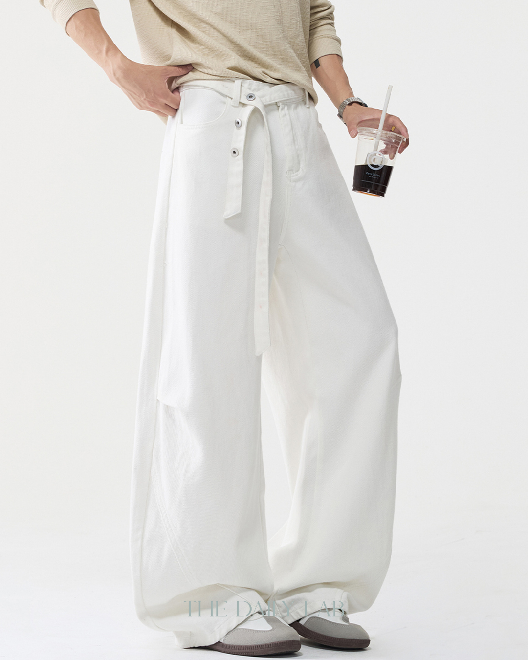 Structured Devided Jeans In White