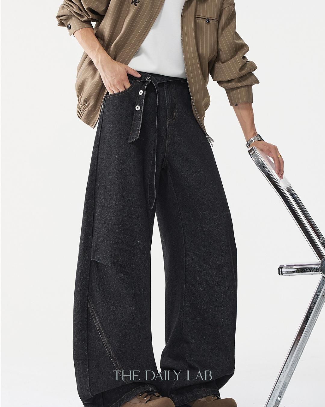 Structured Devided Jeans In Black