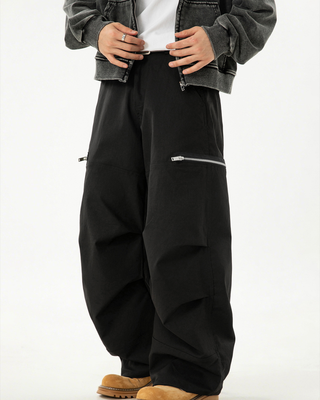 American Vintage Pleated Curved Blade Casual Pants In Black