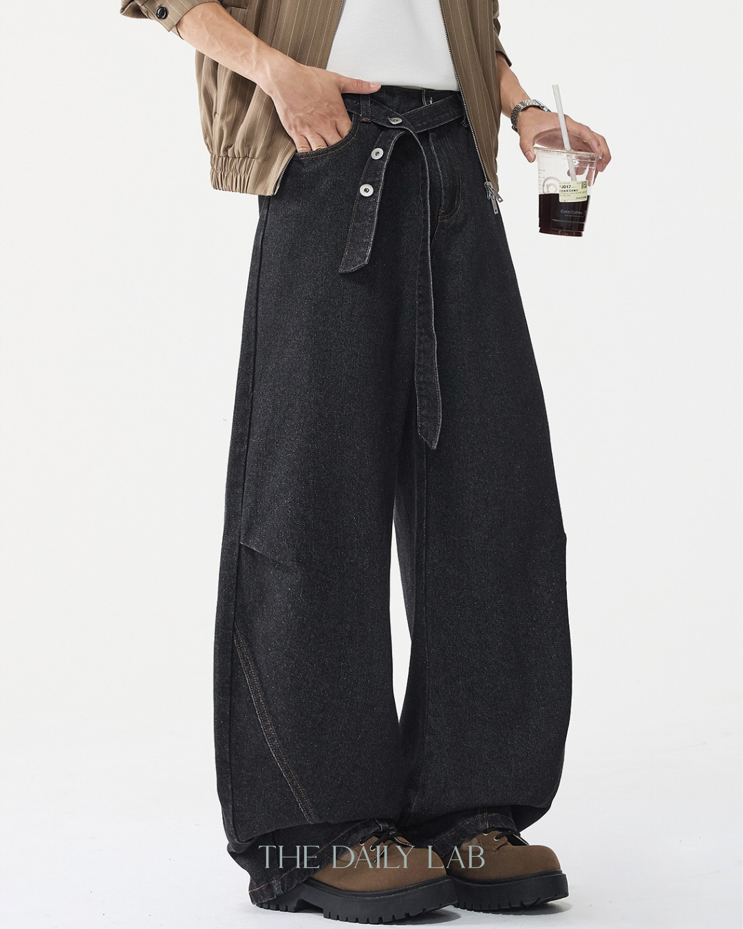 Structured Devided Jeans In Black