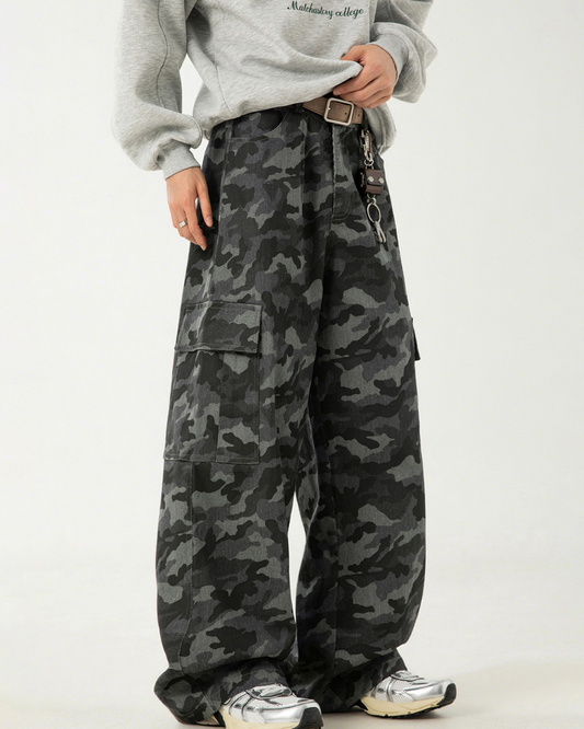 American Vintage Camo Cargo Pants In green and brown camouflage