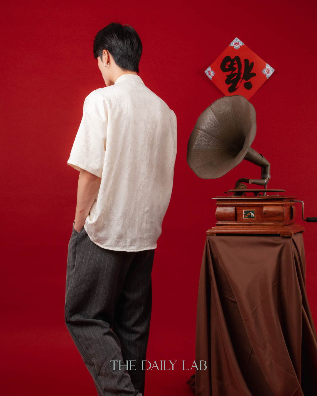 Bamboo Bloom Tang Shirt in White